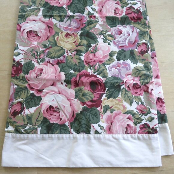 Vintage Westpoint Stevens King Pillowcases Floral Set Of 2 Made In USA Cottage - Picture 1 of 9